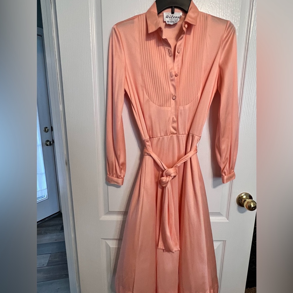 Vintage collection- long sleeve dress with pockets